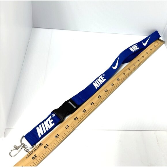 Nike Blue White Lanyard Detachable Clasp Keychain Holder ID Badge Strap New - Picture 7 of 7